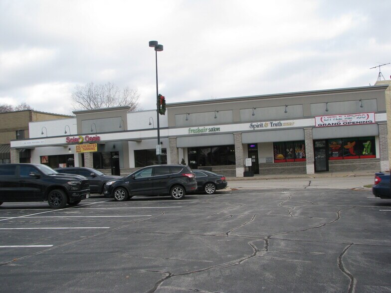 More Photos Of 310 N Wisconsin St, De Pere Unknown For Lease