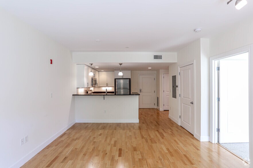 More Photos Of 7 Cameron Ave, Cambridge Apartments For Sale