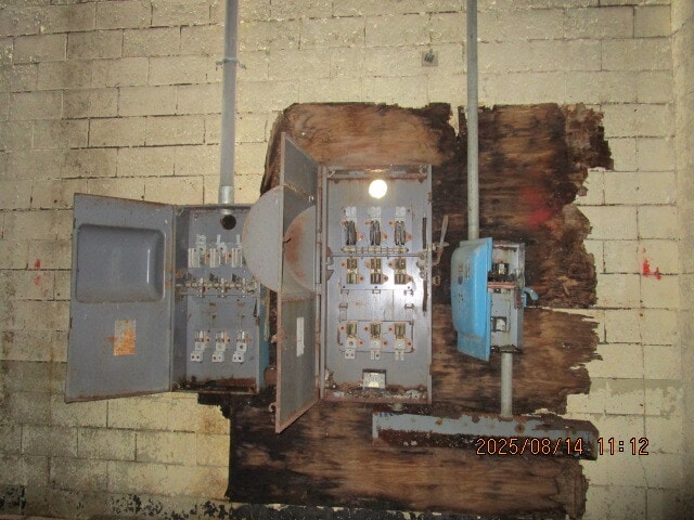 More Photos Of 169 W Bridge St, Lyons Manufacturing For Sale