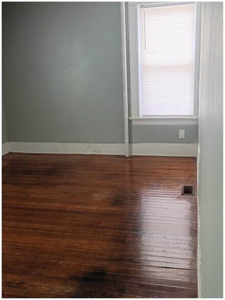 More Photos Of 1282-1292 S Main St, Palmer Apartments For Sale