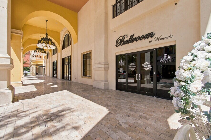 More Photos Of 7065 Westpointe Blvd, Orlando Medical For Sale