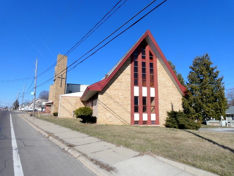 More Photos Of 2316 Corunna Rd, Flint Religious Facility For Lease
