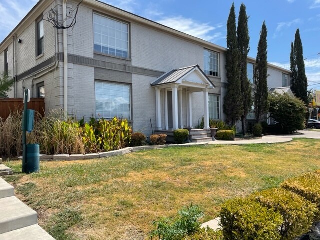 More Photos Of 2518 N Fitzhugh Ave, Dallas Apartments For Sale