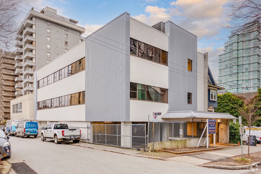 Primary Photo Of 761 Cardero St, Vancouver Office For Lease