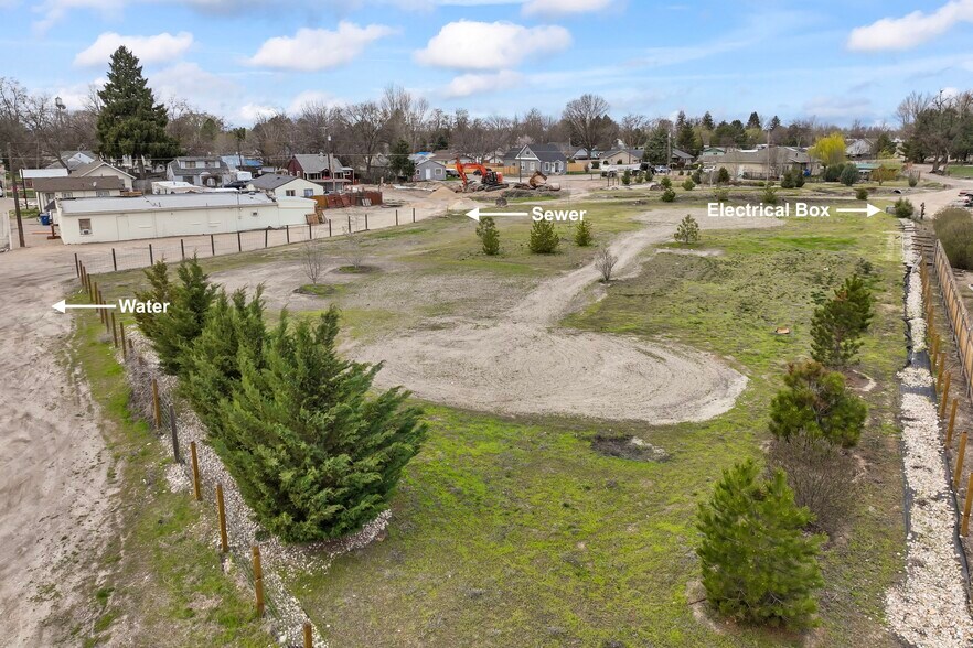 More Photos Of TBD Dewey Ave, Middleton Land For Sale