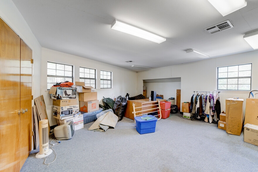 More Photos Of 1901 Waugh Dr, Houston General Retail For Sale