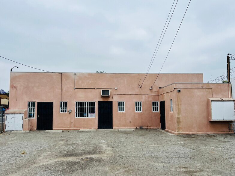 More Photos Of 6184 Atlantic Ave, Long Beach Storefront For Sale