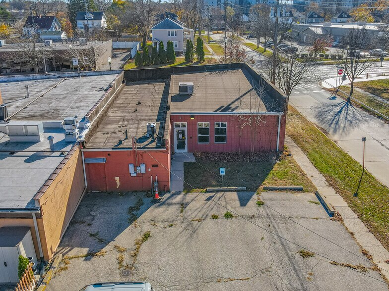 More Photos Of 35640 W Michigan Ave, Wayne Medical For Lease