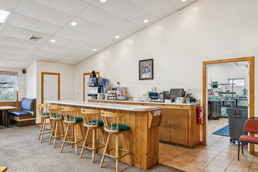 More Photos Of 1132 S Main St, Bryant Pond Hotel For Sale