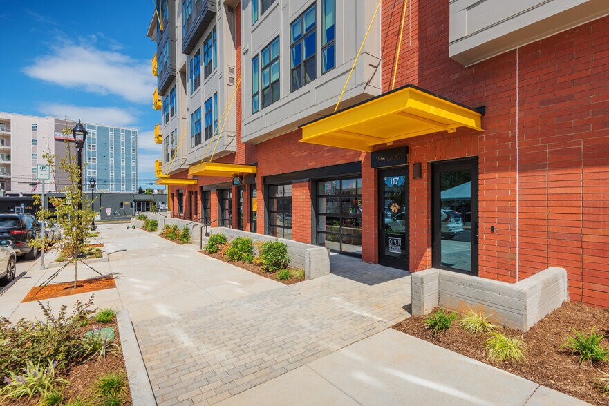 More Photos Of 1425 Winnifred St, Charlotte Apartments For Lease