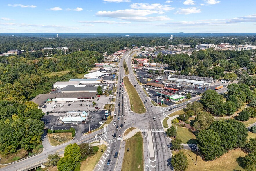 More Photos Of 1610 S Highway 27, Carrollton Freestanding For Sale