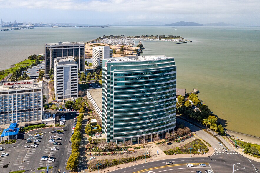 More Photos Of 2100 Powell St, Emeryville Office For Lease
