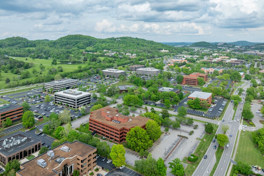 More Photos Of 111 Westwood Pl, Brentwood Office For Lease