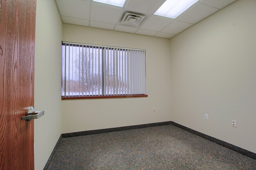 More Photos Of 10127 Marine City Hwy, Ira Township Medical For Lease