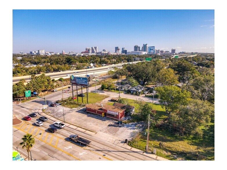 More Photos Of 707 S Orange Blossom Trl, Orlando Storefront For Sale