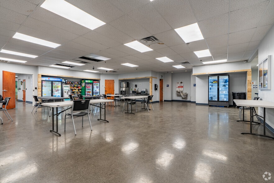 More Photos Of 5015 Citation Dr, Memphis Unknown For Lease