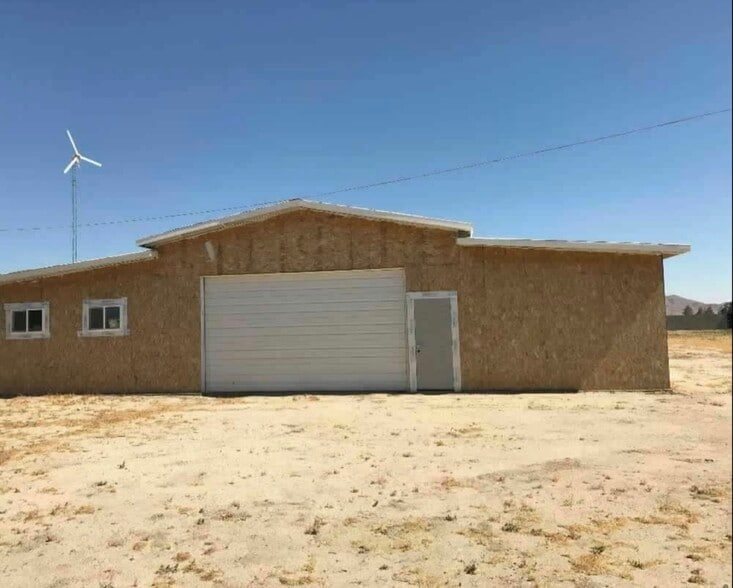 Primary Photo Of 9201 W Avenue A, Rosamond General Retail For Sale