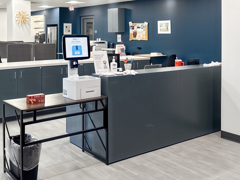 More Photos Of 3901 W 86th St, Indianapolis Coworking Space