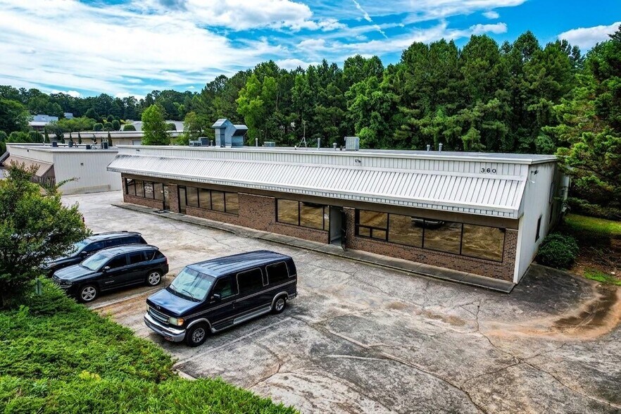 More Photos Of 3600 Kennesaw N Ind Pky, Kennesaw Flex For Lease