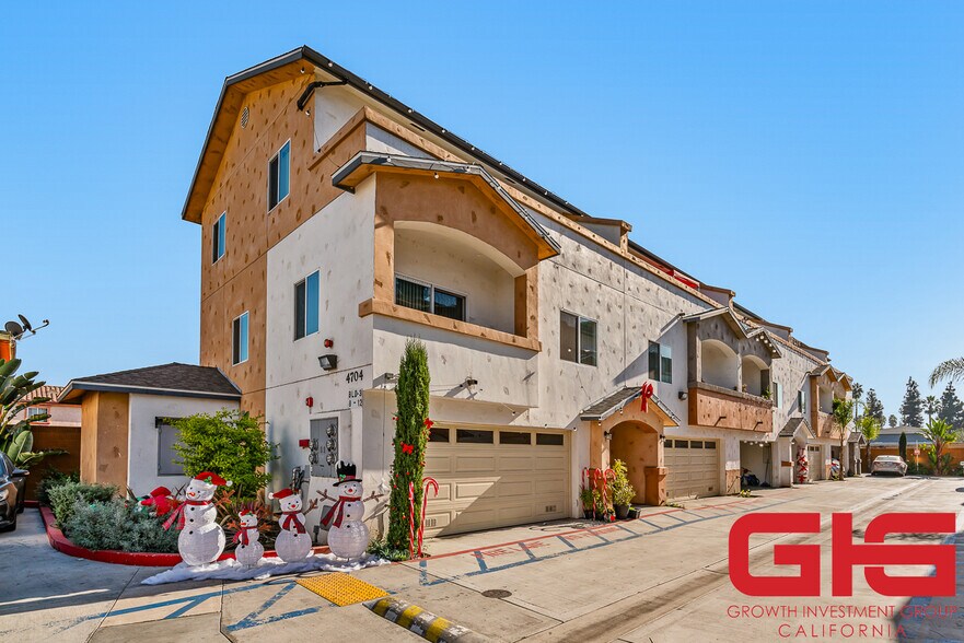 More Photos Of 4704 Florence Ave, Bell Apartments For Sale