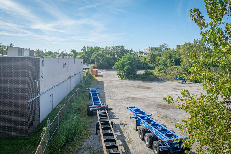 More Photos Of 6101 E Lombard St, Baltimore Warehouse For Sale