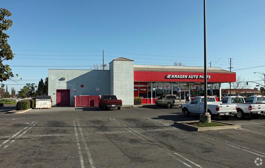 More Photos Of 1621 Lander Ave, Turlock Unknown For Lease