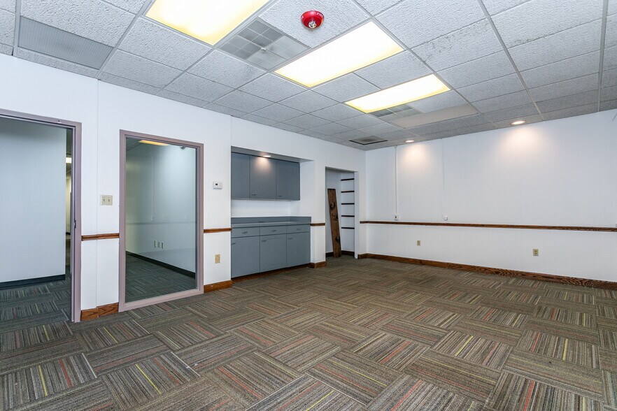 More Photos Of 1520 Mascoutah Ave, Belleville Office Residential For Sale