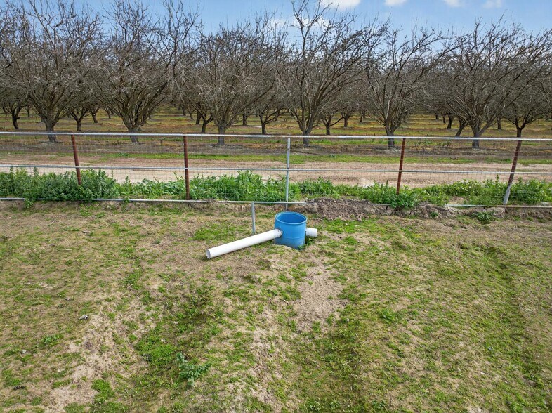 More Photos Of 6873 20th Ave, Lemoore Land For Sale