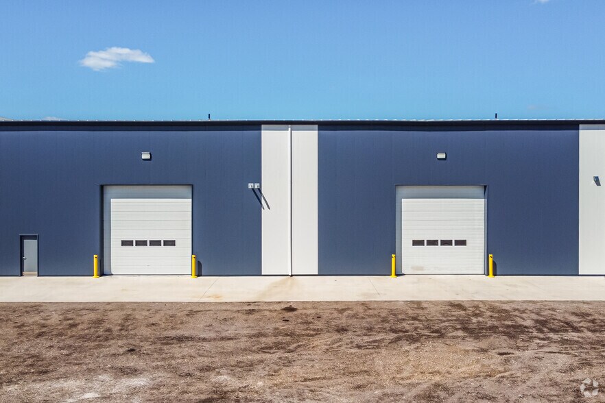 More Photos Of 3306 Allard Av, Leduc Warehouse For Sale