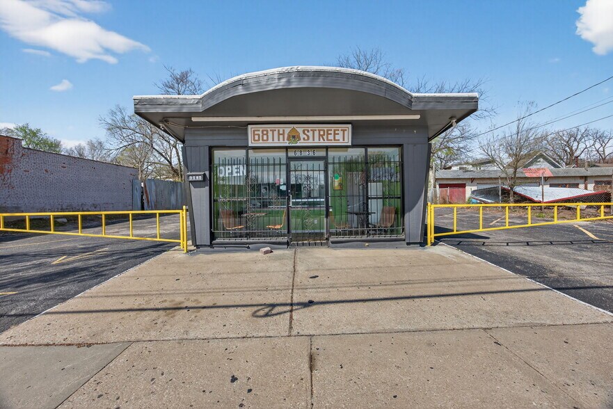 More Photos Of 6836 Prospect Ave, Kansas City Storefront For Sale