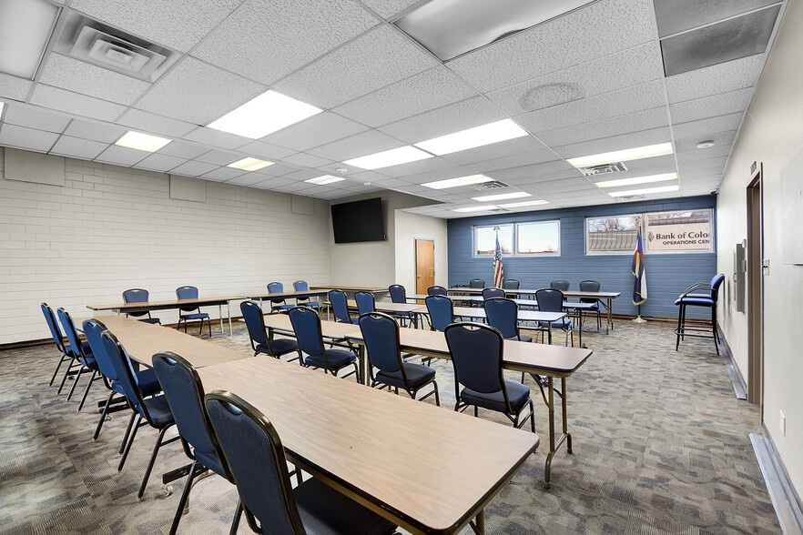 More Photos Of 330 Park Ave, Fort Lupton Office For Sale