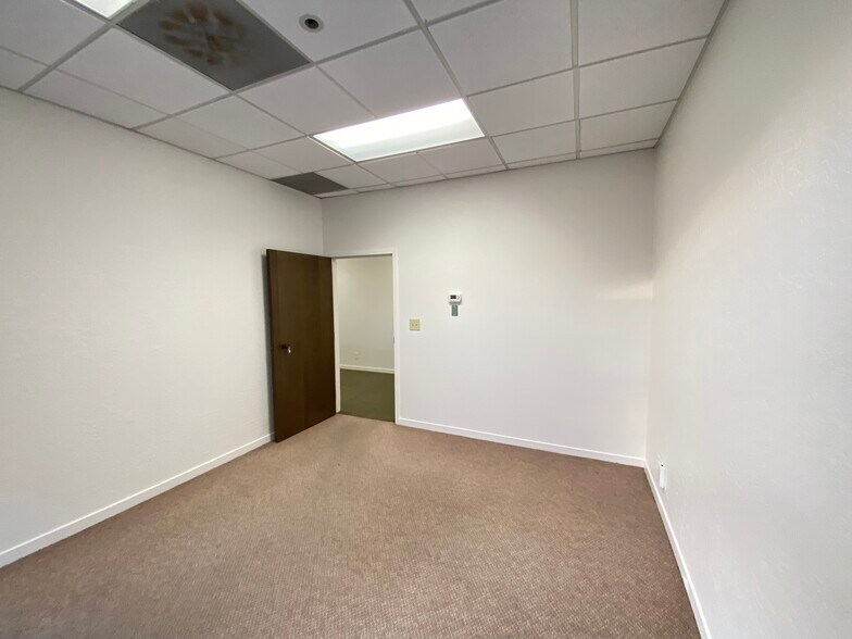More Photos Of 4966 El Camino Real, Los Altos Office For Sale