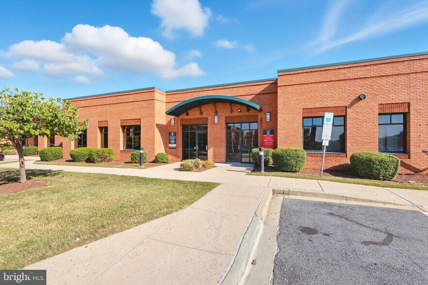 More Photos Of 75 Thomas Johnson Dr, Frederick Medical For Lease