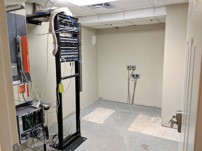 More Photos Of 1300 Metropolitan Blvd, Tallahassee Office For Lease