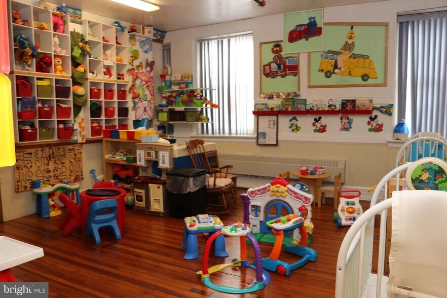 More Photos Of 101 W Mount Pleasant Ave, Philadelphia Daycare Center For Sale
