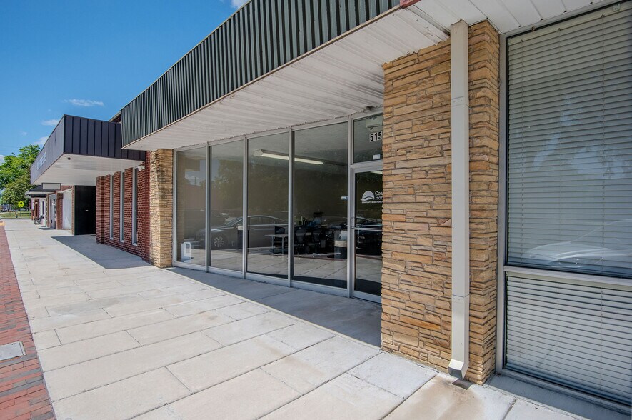 More Photos Of 515 New Bridge St, Jacksonville Freestanding For Lease