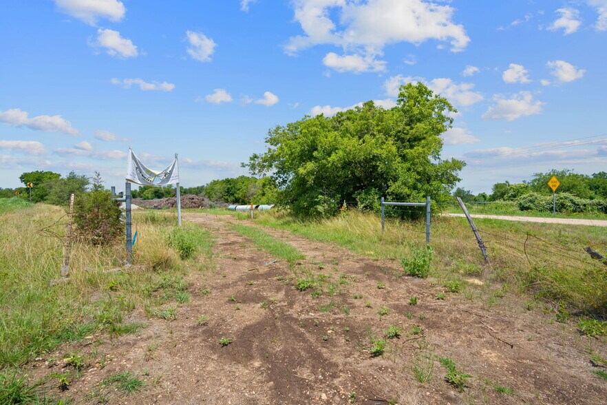 More Photos Of 4500 FM2720, Maxwell Land For Sale