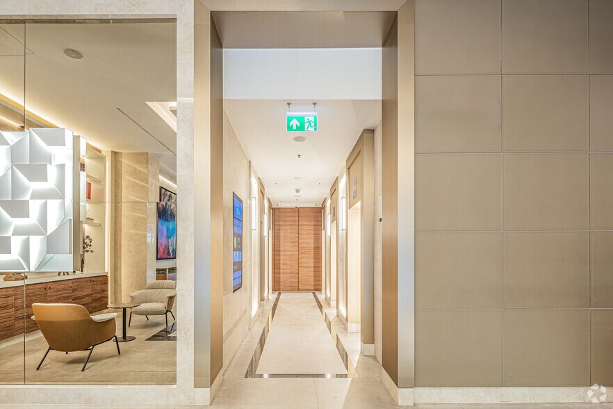 More Photos Of 93 Paseo Castellana, Madrid Coworking Space