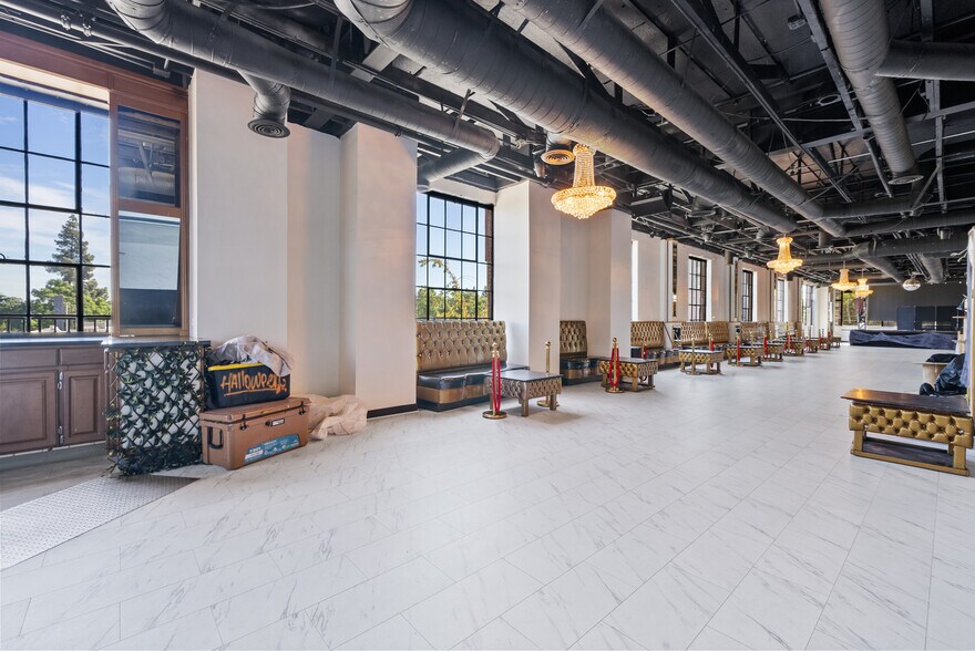 More Photos Of 197 E 2nd St, Pomona Bar For Sale