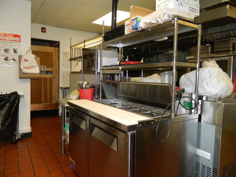 More Photos Of 304 Hawley Ave, Syracuse Restaurant For Lease