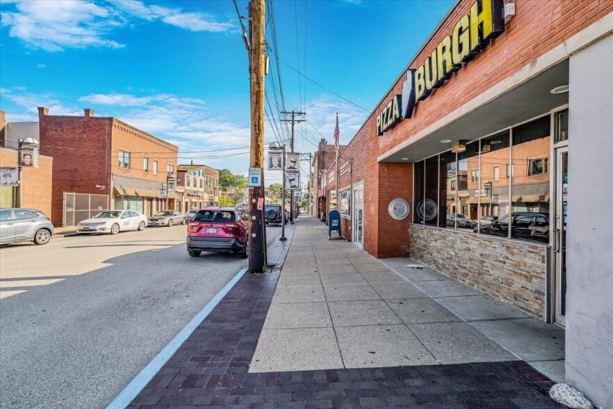 More Photos Of 3404 Main St, Homestead Storefront For Sale