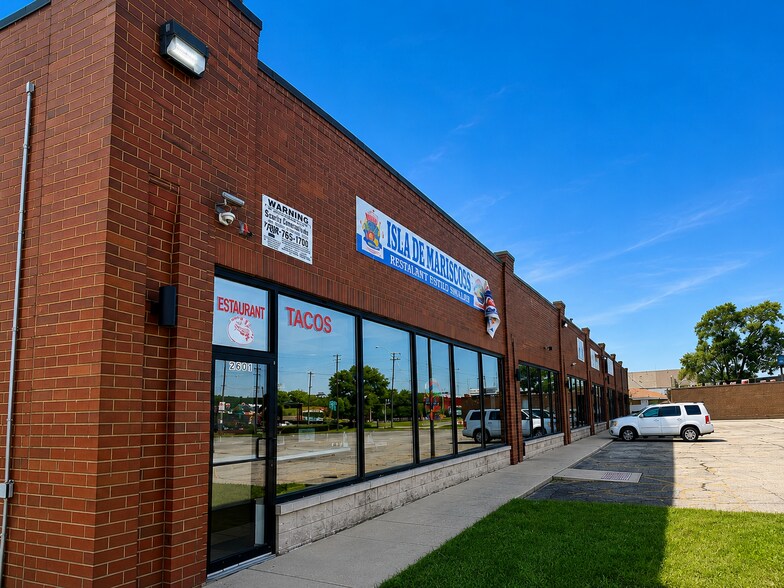 Primary Photo Of 2801-2813 W 147th St, Posen General Retail For Sale