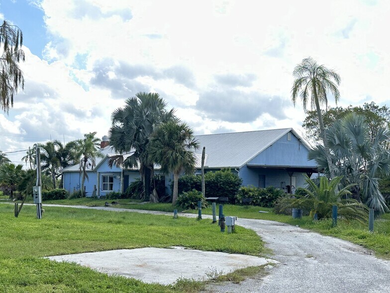 More Photos Of 801 154th Ave, Vero Beach Schools For Sale