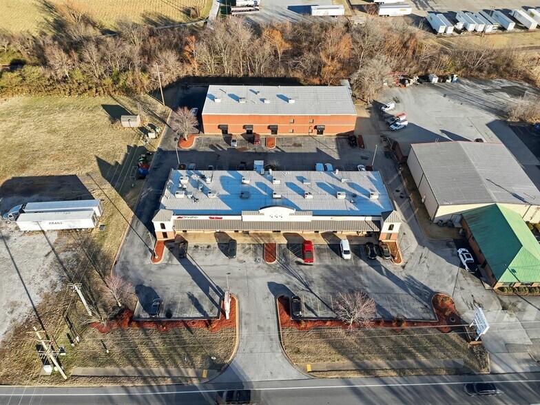 Primary Photo Of 903 N Bloomington St, Lowell Unknown For Lease