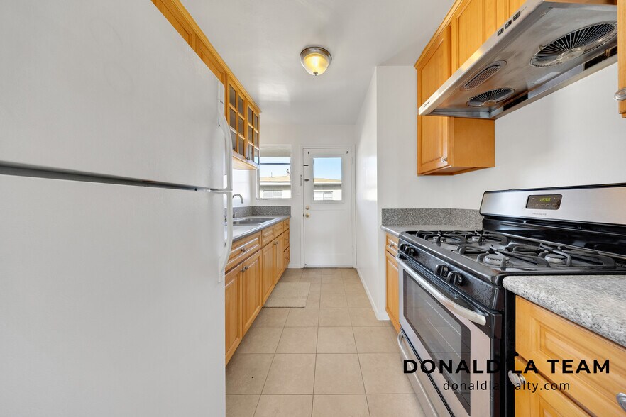 More Photos Of 1515 W Commonwealth Ave, Alhambra Apartments For Sale