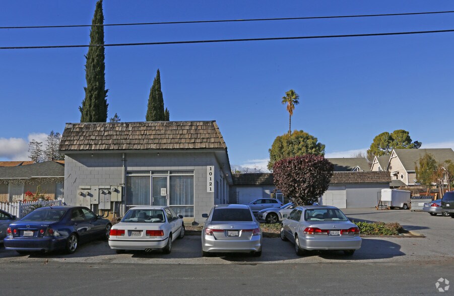 More Photos Of 10121 Imperial Ave, Cupertino Service For Lease