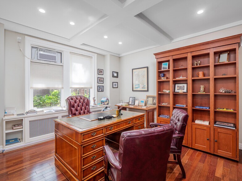 More Photos Of 1111 Park Ave, New York Apartments For Sale