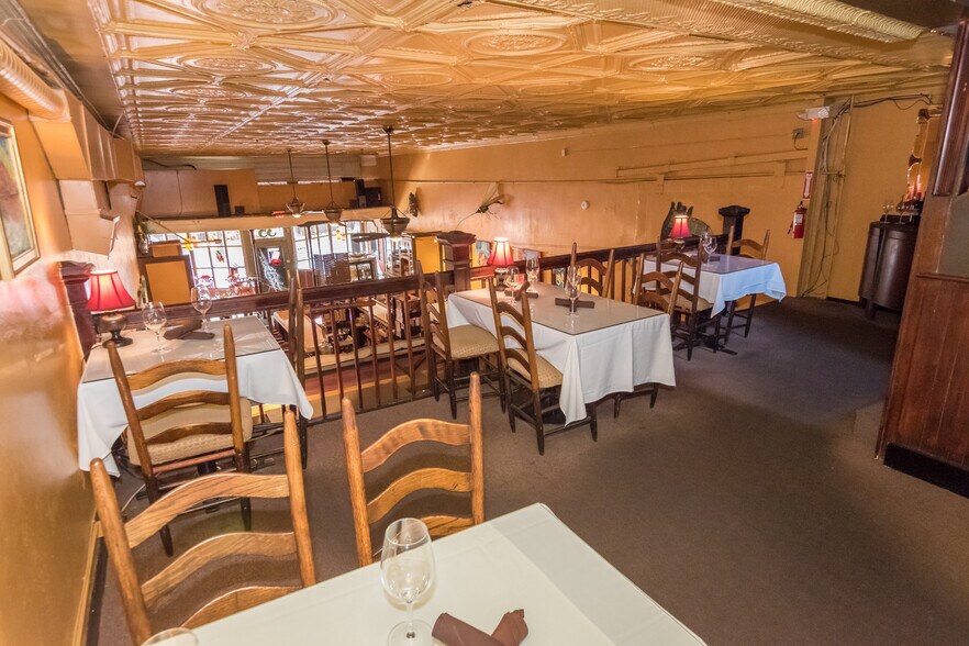 More Photos Of 35 Main St, Bisbee Restaurant For Sale