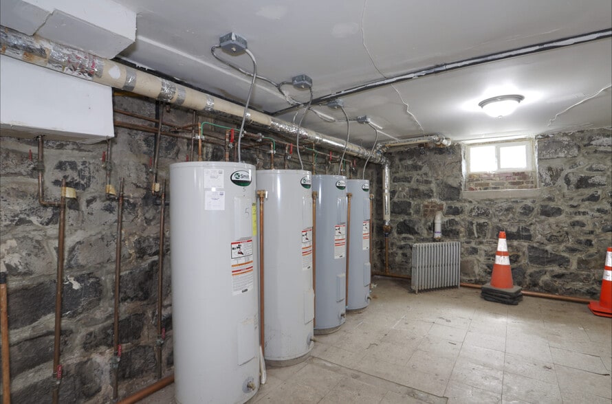 More Photos Of 2606 Central Ave, Union City Apartments For Sale