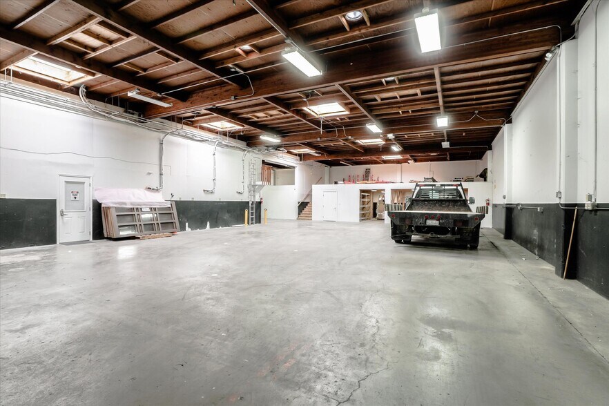 More Photos Of 1165-1169 N 5th St, San Jose Service For Sale